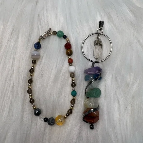 Multicolor Beaded Bracelet and Pendant Set - Picture 1 of 4